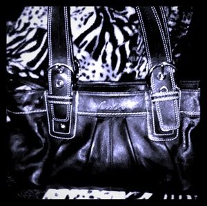Black leather purse